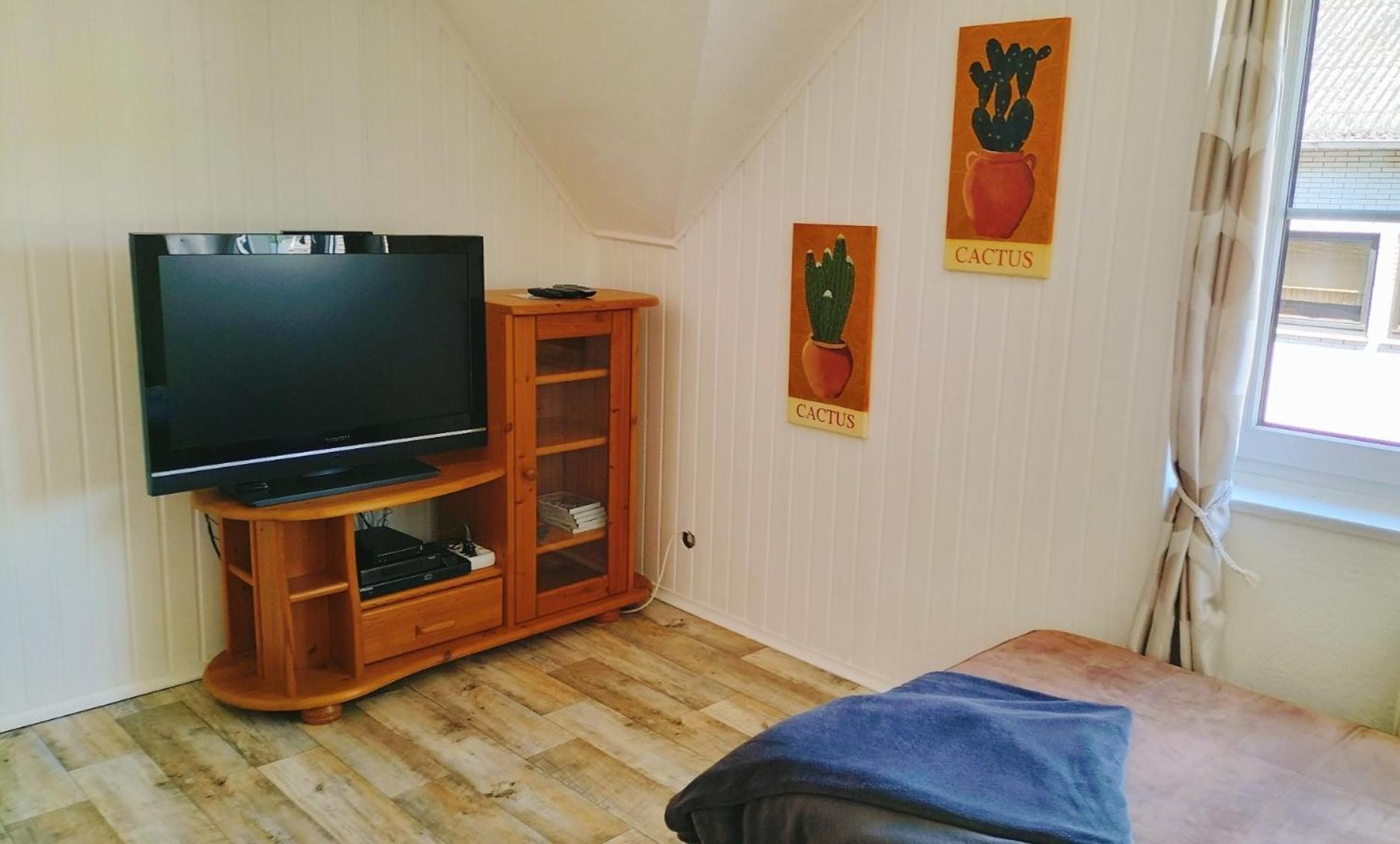 Ferienwohnung Am Nuerburgring 2.Og Adenau Exterior foto